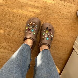 Croc’s crush clog in latte!  Size women’s 7